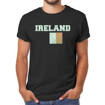 Trunk Candy Distressed St Patricks Day Ireland Flag Men T-Shirt | Favorety AU