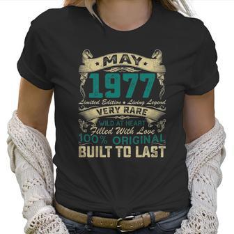 44Th Birthday Decorations May 1977 Men Women 44 Years Old Women T-Shirt | Favorety