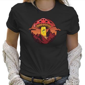 Alien Ufo Space Aliens Spaceship Kiffen Joint Mushrooms Shirt Women T-Shirt | Favorety UK