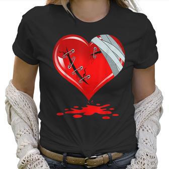 Black Broken Heart Men Women Pastel Goth Valentine Women T-Shirt | Favorety DE