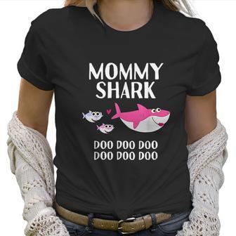 Mommy Shark Doo Doo Gift For Mothers Day Matching Family Women T-Shirt | Favorety