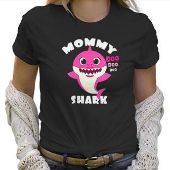 Mommy Shark Gift Cute Baby Shark Women T-Shirt | Favorety DE