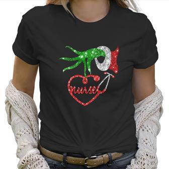 Nurse Grinch Hand Holding Stethoscope Christmas Women T-Shirt | Favorety CA