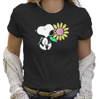 Peanuts Snoopy Pink Daisy Flower Shirt Women T-Shirt | Favorety