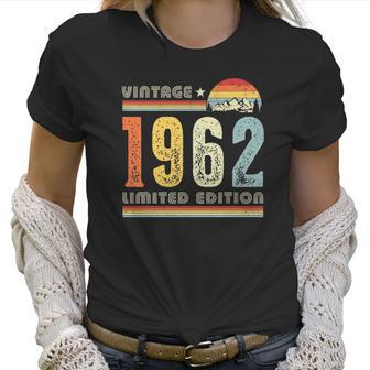 Vintage 1962 Made In 1962 60Th Birthday 60 Years Old Women T-Shirt | Favorety DE