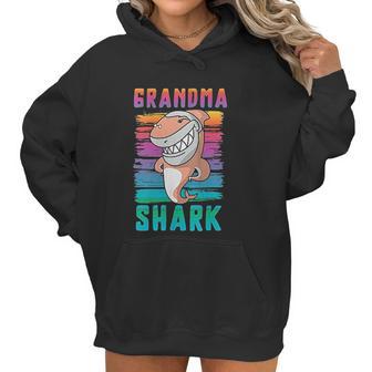 Grandma Shark Funny Retro Vintage Grandmother Women Hoodie | Favorety AU