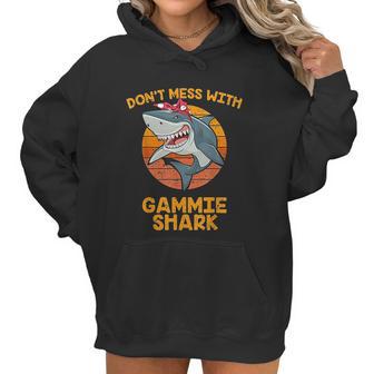 Vintage Dont Mess With Grandma Shark Gammie Gifts Women Hoodie | Favorety UK