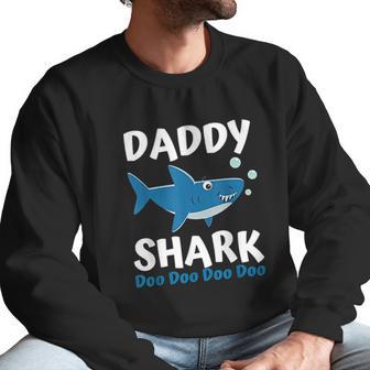 Fathers Day Daddy Shark Doo Doo Men Sweatshirt | Favorety UK