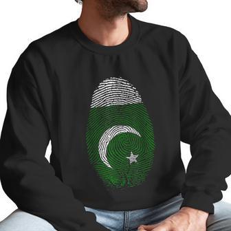 Flag Fingerprint It Is In My Dna Gift For Pakistani Men Sweatshirt | Favorety UK