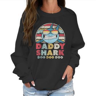 Daddy Shark Gift For Dad Best Christmas Gifts For Dad Women Sweatshirt | Favorety UK