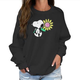 Peanuts Snoopy Pink Daisy Flower Shirt Women Sweatshirt | Favorety