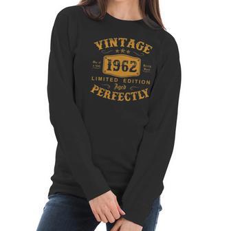 60 Years Old Birthday Gifts Vintage 1962 60Th Birthday Gifts Women Long Sleeve Tshirt | Favorety UK