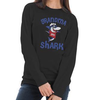 Grandma Shark Family Women Long Sleeve Tshirt | Favorety DE