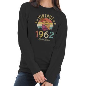 Womens Vintage 1962 Made In 1962 60Th Birthday Women 60 Years Old V-Neck Women Long Sleeve Tshirt | Favorety CA