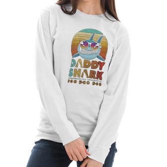 Daddy Shark Funny Fathers Day Best Christmas Gifts For Dad Women Long Sleeve Tshirt | Favorety DE