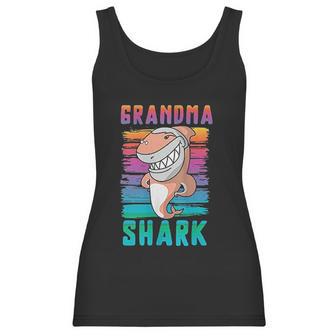 Grandma Shark Funny Retro Vintage Grandmother Women Tank Top | Favorety