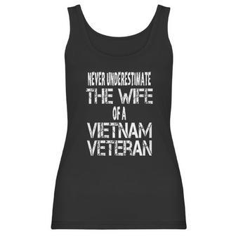 Never Underestimate The Wife Of A Vietnam Veteran Gift Women Tank Top | Favorety UK