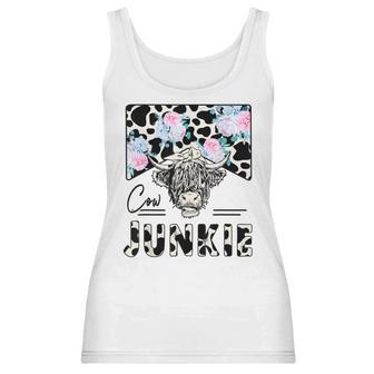 Retro Cow Junkie Highland Cow Floral Western Country Cowgirl Women Tank Top | Favorety UK