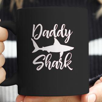 Daddy Shark Present Best Christmas Gifts For Dad Coffee Mug | Favorety UK