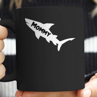 Mommy Shark Shark Family Costume Mothers Day Gifts Coffee Mug | Favorety