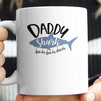 Daddy Shark Art Dad Birthday Gifts Coffee Mug | Favorety DE