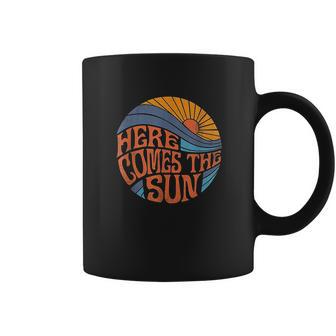 Here Comes The Sun Vintage Retro Sixties Surf Summer Beach Summer Gifts Coffee Mug | Favorety DE