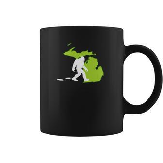 Michigan State Bigfoot Hunter Coffee Mug | Favorety AU