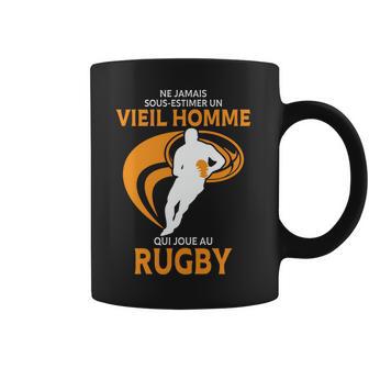 Ne Jamais Sous Estimer Un Vieil Homme Qui Joue Au Rugby Coffee Mug | Favorety UK