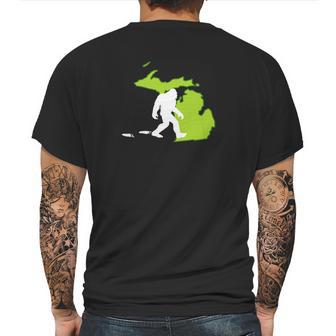 Michigan State Bigfoot Hunter Mens Back Print T-shirt | Favorety AU