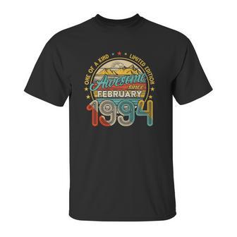 Born In February 1994 27Th Birthday Gift Retro 27 Years Old Unisex T-Shirt | Favorety DE