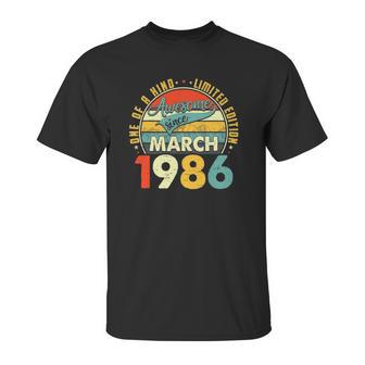 Born In March 1986 36Th Birthday Gift Retro 36 Years Old Unisex T-Shirt | Favorety DE