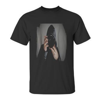 Canon Photographer Unisex T-Shirt | Favorety