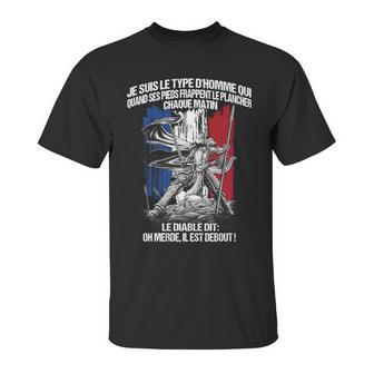 Je Suis Le Type Dhomme Qui Quand Ses Pieds Frappent Le Lancher Chaque Matin Le Diable Dit Oh Merde Il Est Debout Unisex T-Shirt | Favorety CA