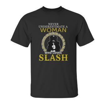 Never Underestimate A Woman Love Slash Unisex T-Shirt | Favorety