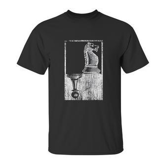 Vintage Pawn And Knight Shadow Chess Unisex T-Shirt | Favorety AU