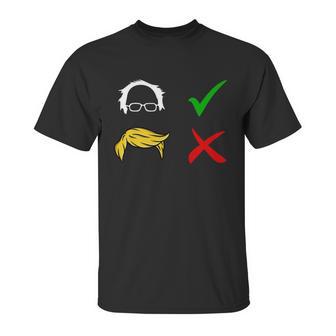 Vote Yes To Bernie Sanders Unisex T-Shirt | Favorety DE