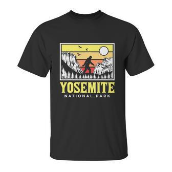 Yosemite National Park Us Bigfoot Sasquatch Yeti Funny Gift Unisex T-Shirt | Favorety DE