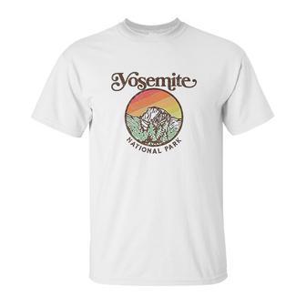 Yosemite National Park Vintage Style Retro 80S Unisex T-Shirt | Favorety UK