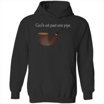 Ceci Nest Pas Une Pipe Hoodie | Favorety AU