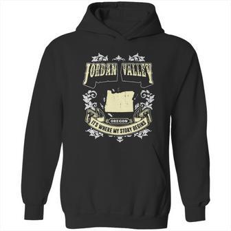 Never Underestimate A Woman Who Listens To Jason Aldean And Was Born In August M Hoodie | Favorety