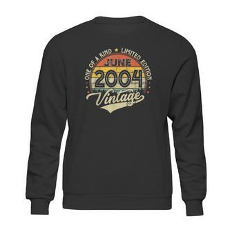 18Th Birthday Gifts 18 Years Old Retro Born In June 2004 Ver2 Sweatshirt | Favorety DE