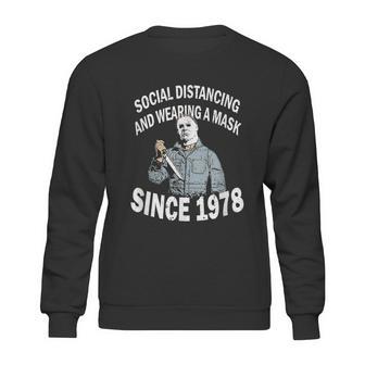 Cute Halloween Funny Halloween Day Social Distancing And Wearing A Mask Since V2 Sweatshirt | Favorety UK