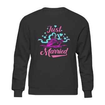 Just Married Newlyweds Cruise Honeymoon Graphic Design Printed Casual Daily Basic Sweatshirt | Favorety