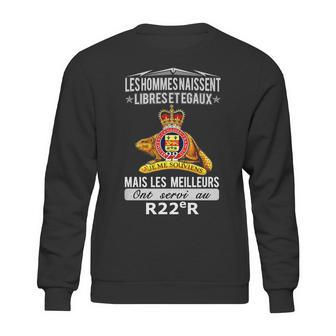 Less Hommes Naissent Libreset Egaux Mais Les Meilleurs Ont Servi Au R22r Sweatshirt | Favorety AU