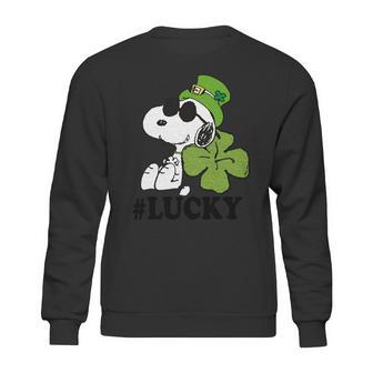 Peanuts St Patricks Snoopy Lucky T-Shirt Sweatshirt | Favorety DE