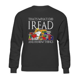 Snoopy Thats What I Do I Read And I Know Things Sweatshirt | Favorety DE