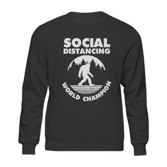 Social Distancing Bigfoot Sweatshirt | Favorety DE