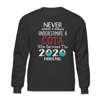 Never Underestimate Who Survived The Pandemic Cota Sweatshirt | Favorety UK