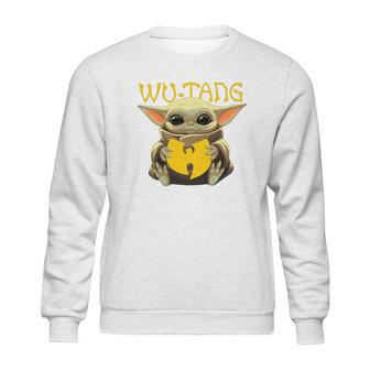 Star Wars Baby Yoda Hug Wu-Tang Clan Shirt Sweatshirt | Favorety DE