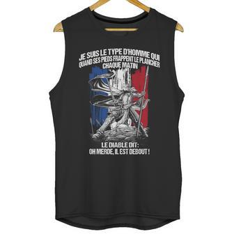 Je Suis Le Type Dhomme Qui Quand Ses Pieds Frappent Le Lancher Chaque Matin Le Diable Dit Oh Merde Il Est Debout Unisex Tank Top | Favorety AU